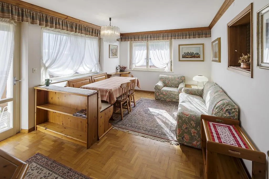 Villa La Lucciolina - Stayincortina Cortina d'Ampezzo 0*,  Italy