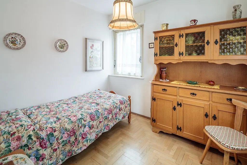 Apartment Villa La Lucciolina - Stayincortina Cortina d'Ampezzo